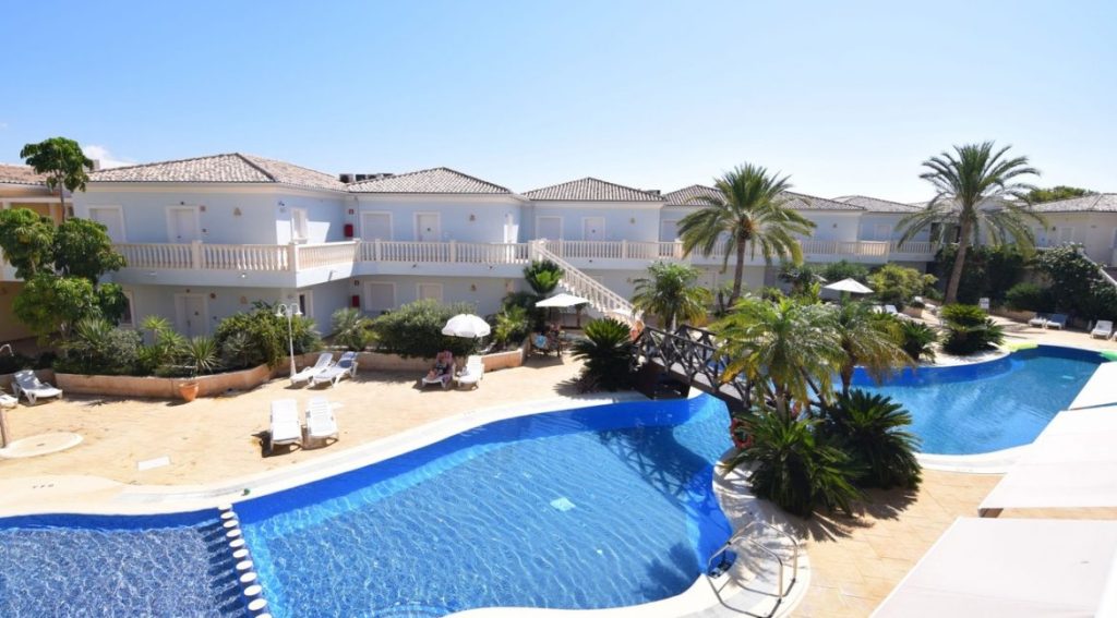 Apartments for sale in Benissa with pool